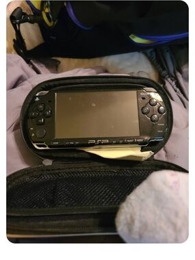 Sony PSP Portable Gaming System - Black